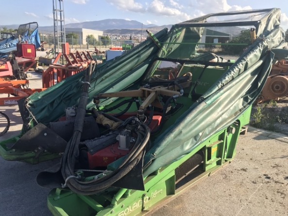 Se vende recolector de almendras delantero Solano Horizonte D 65 muy nuevo