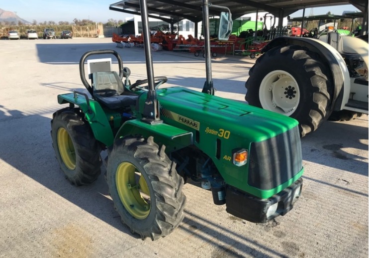 Se vende desbrozadora Kuhn Bv 210 pro nueva a estrenar.