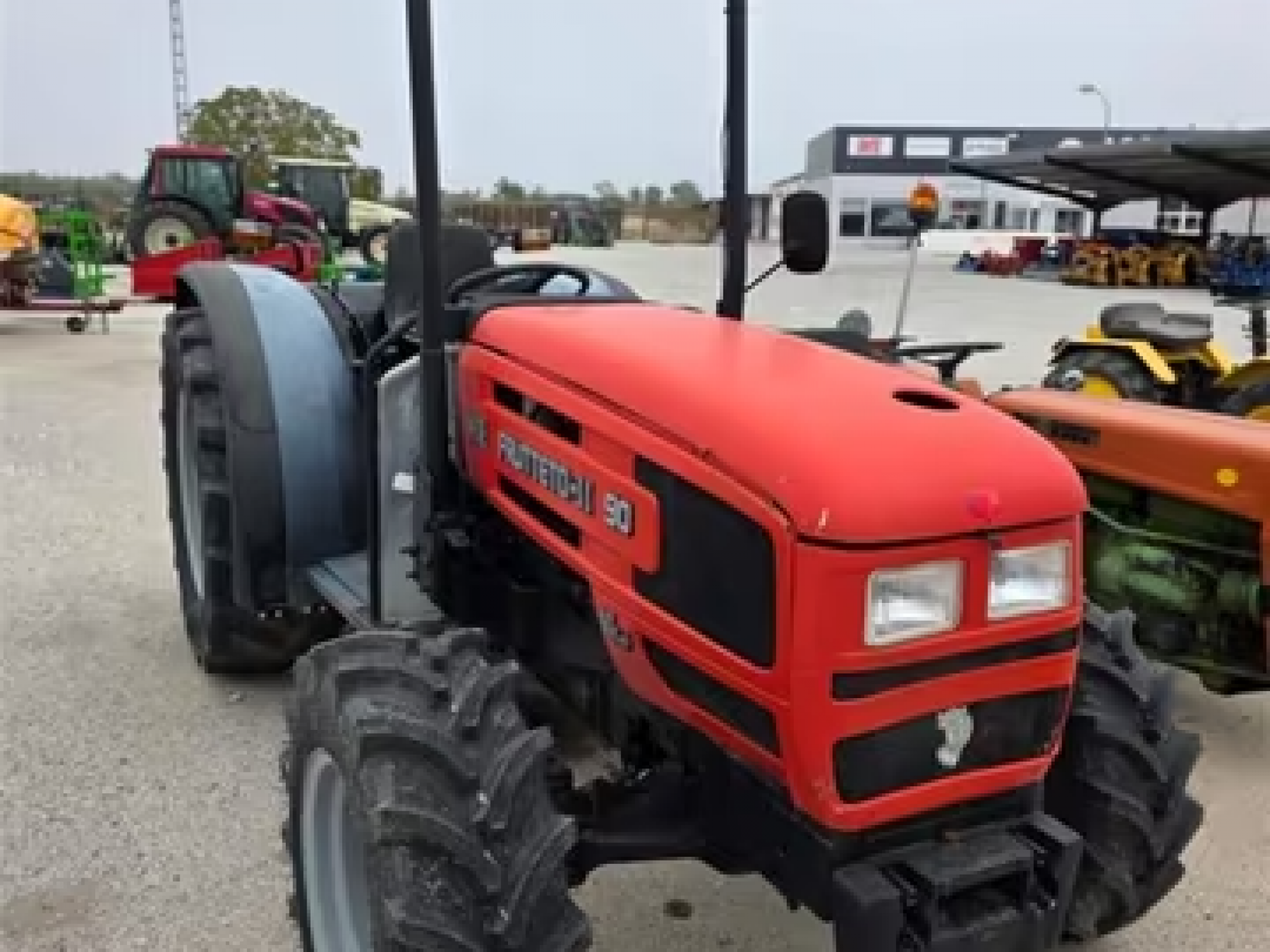 Rastrillo para acordonar ramas, de 3’20 nuevo a estrenar.